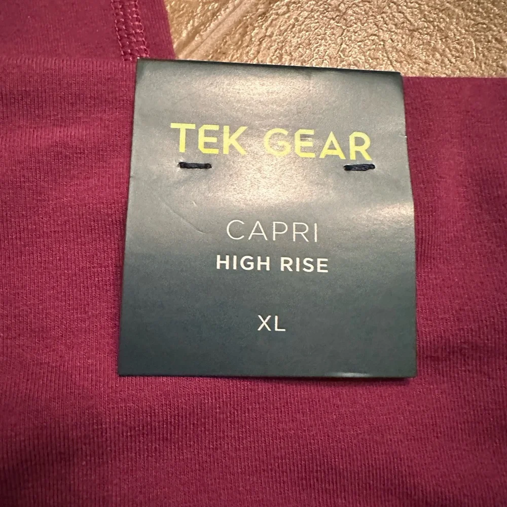 High rise Capri - Picture 3 of 5